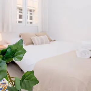  Apartment Plaza De La Merced Historic Center Spain
